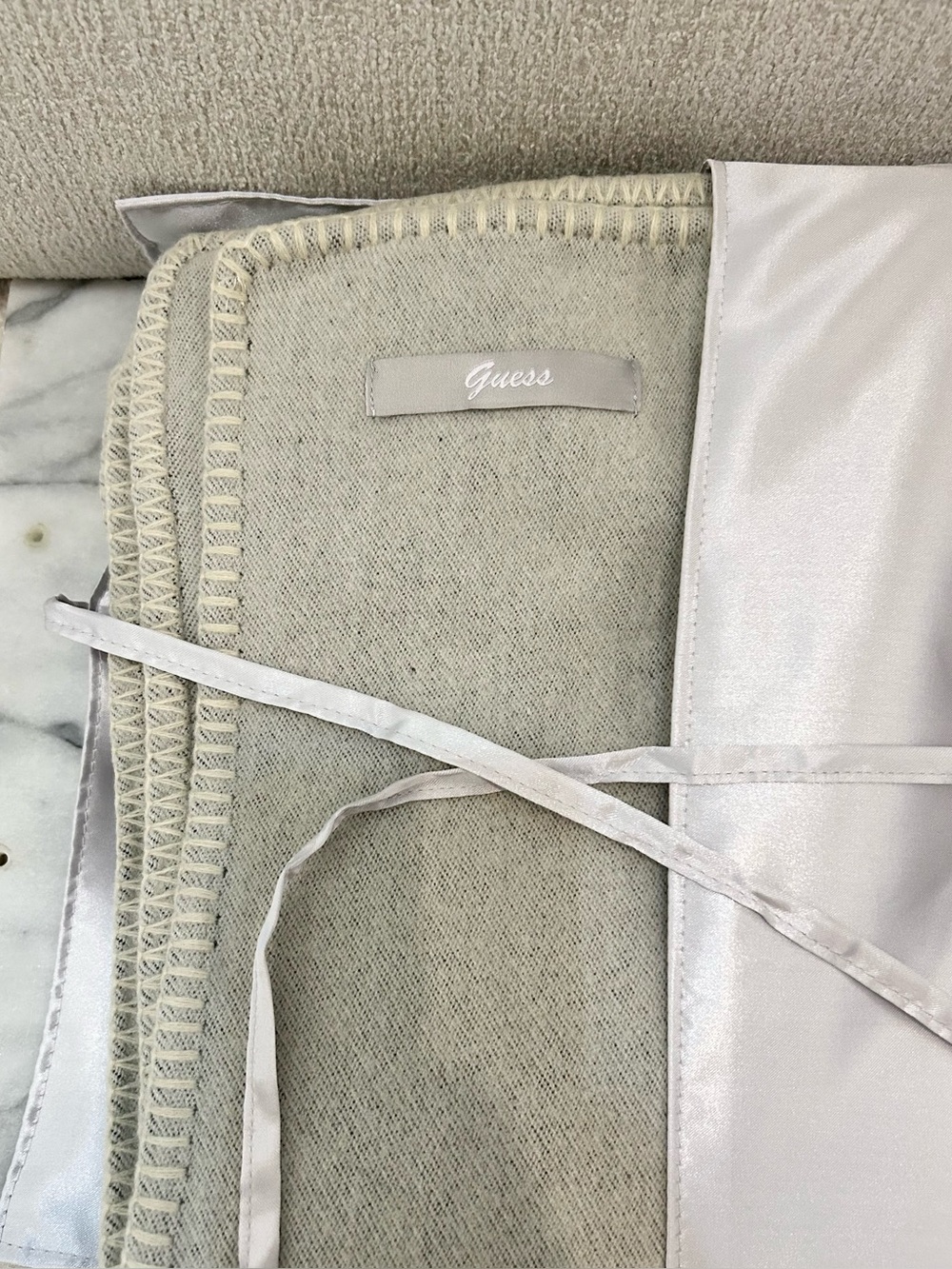 NWT Guess Woven Grey/Cream Stripe Blanket with Satin Gift Cover